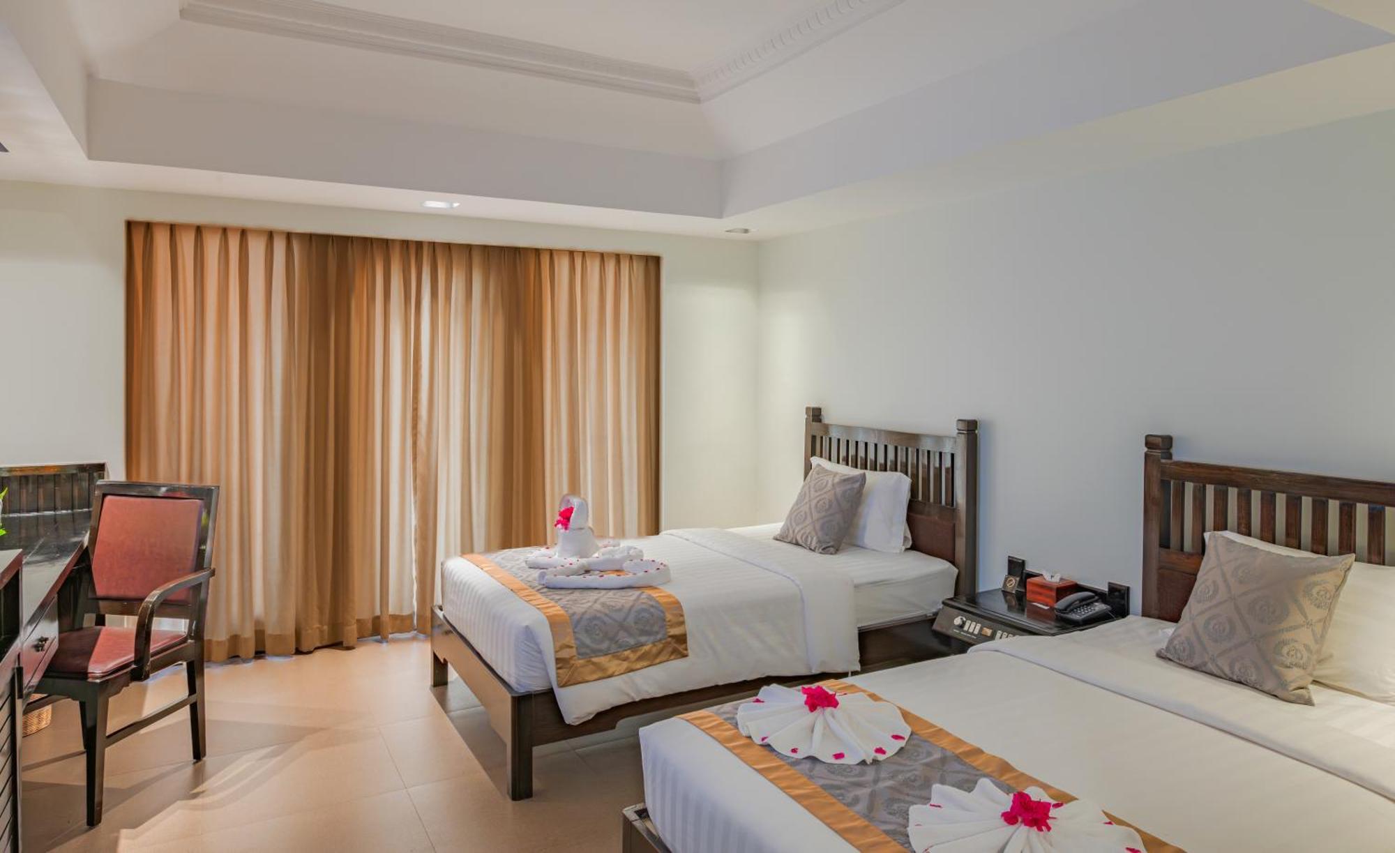 Sokchea Angkor Hotel Сіємреап Екстер'єр фото