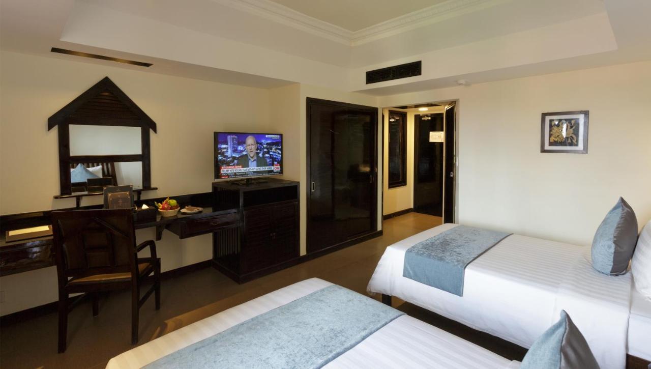 Sokchea Angkor Hotel Сіємреап Екстер'єр фото