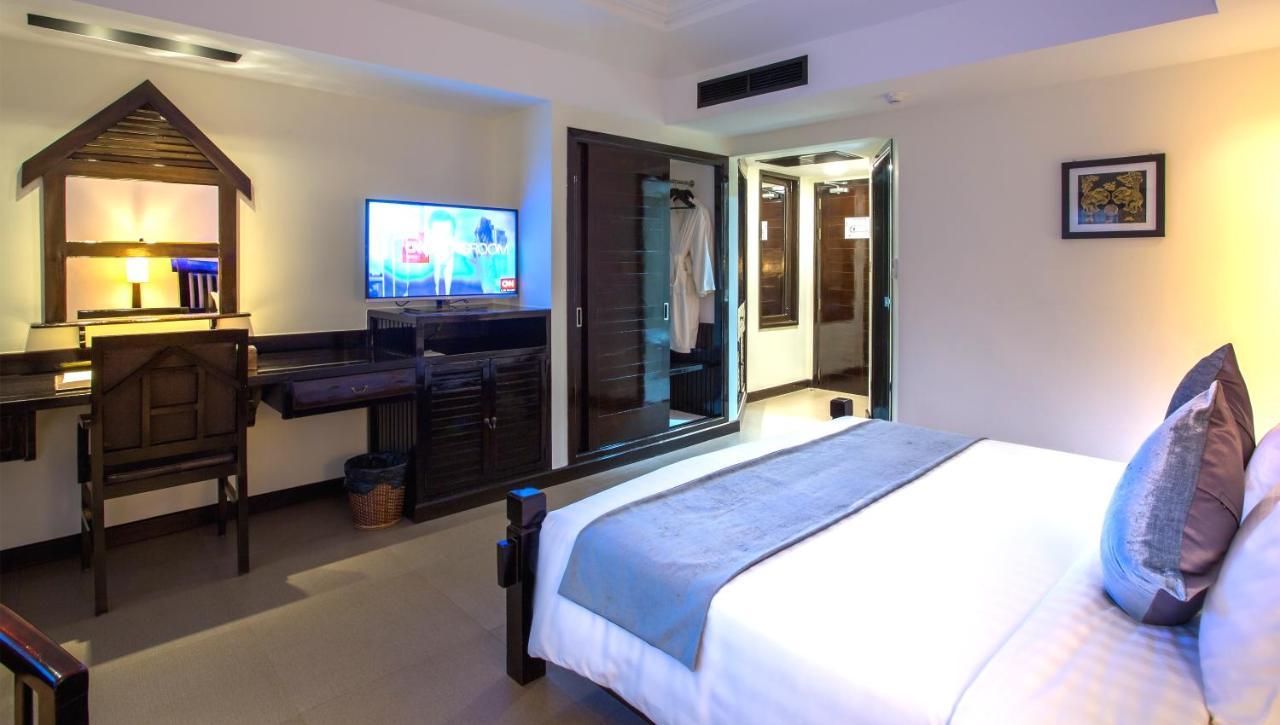 Sokchea Angkor Hotel Сіємреап Екстер'єр фото